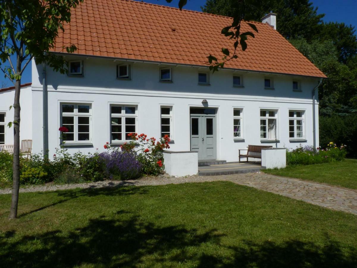 Traumhaftes Luxus-Ferienhaus Warnkenhagen  Exterior foto